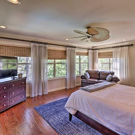 Luxury Hot Springs Oasis On Lake With Private Dock! Bagian luar foto