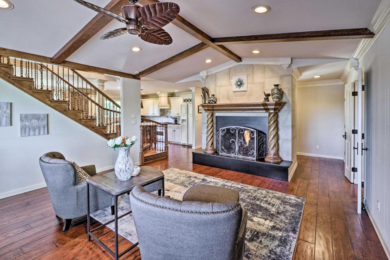 Luxury Hot Springs Oasis On Lake With Private Dock! Bagian luar foto