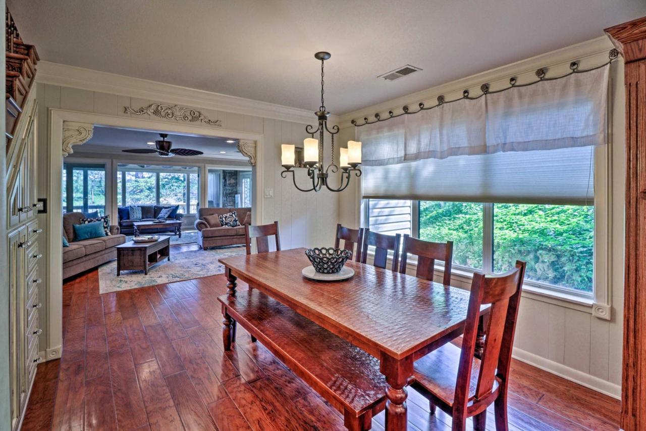 Luxury Hot Springs Oasis On Lake With Private Dock! Bagian luar foto