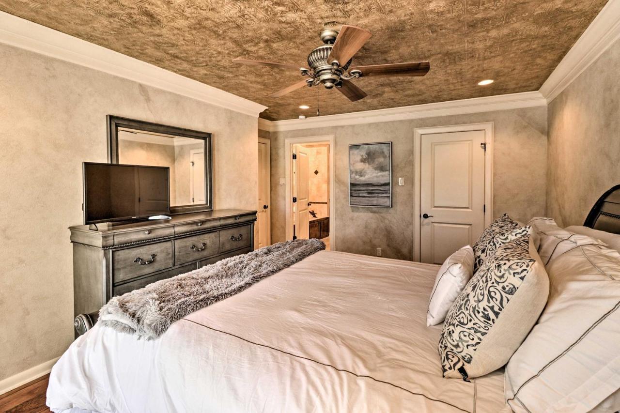 Luxury Hot Springs Oasis On Lake With Private Dock! Bagian luar foto