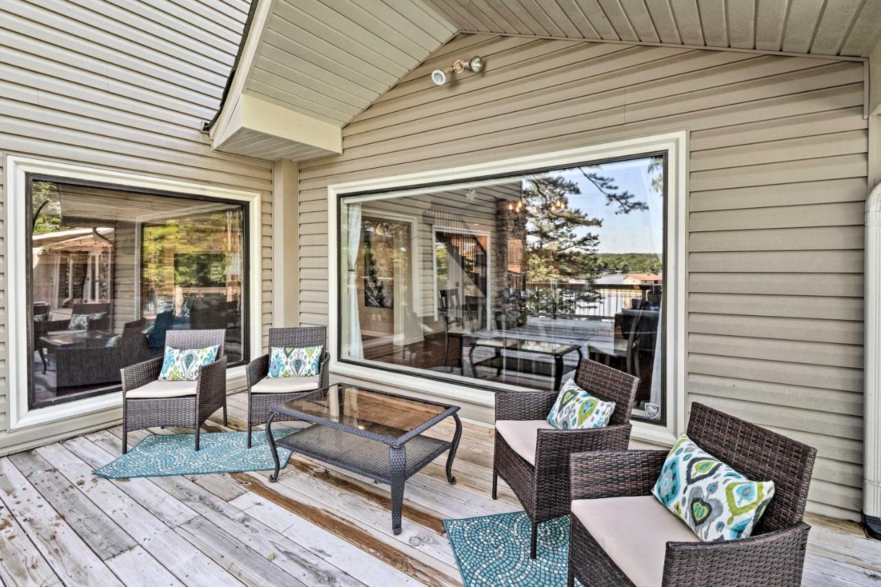 Luxury Hot Springs Oasis On Lake With Private Dock! Bagian luar foto